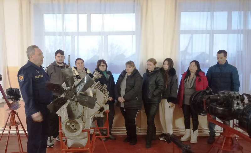 «День открытых дверей» в оборонном обществе ДОСААФ России Новониколаевского района