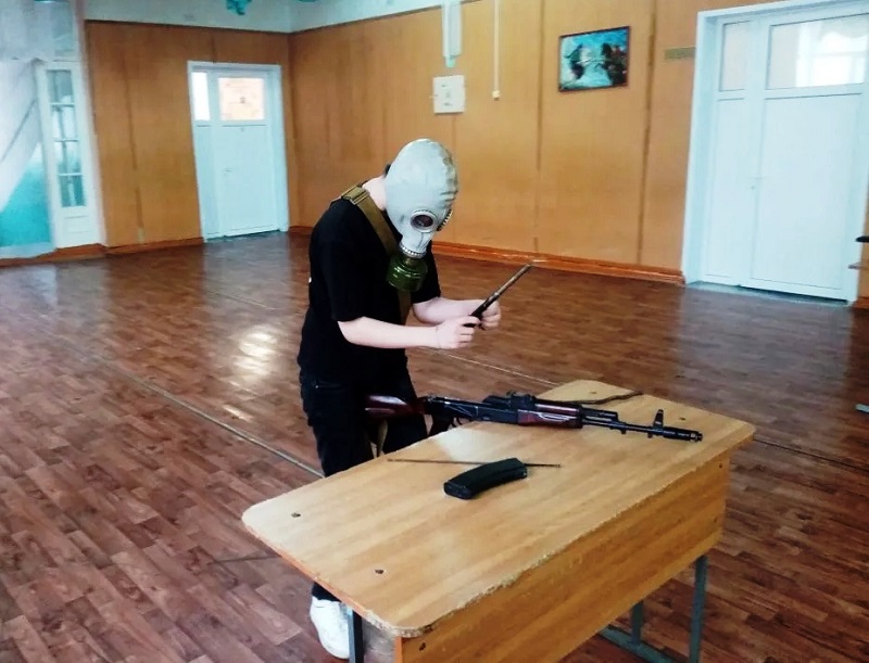 Военно-спортивная эстафета прошла в первичном отделении Октябрьского ДОСААФ России 