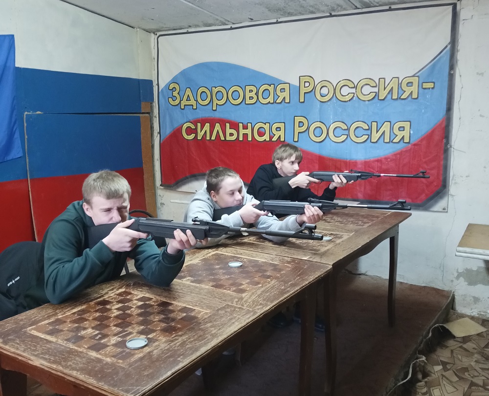 Соревнования по пулевой стрельбе, в рамках Всероссийского детско-юношеского фестиваля «Ворошиловский стрелок», прошли во Фроловском районе Волгоградской области